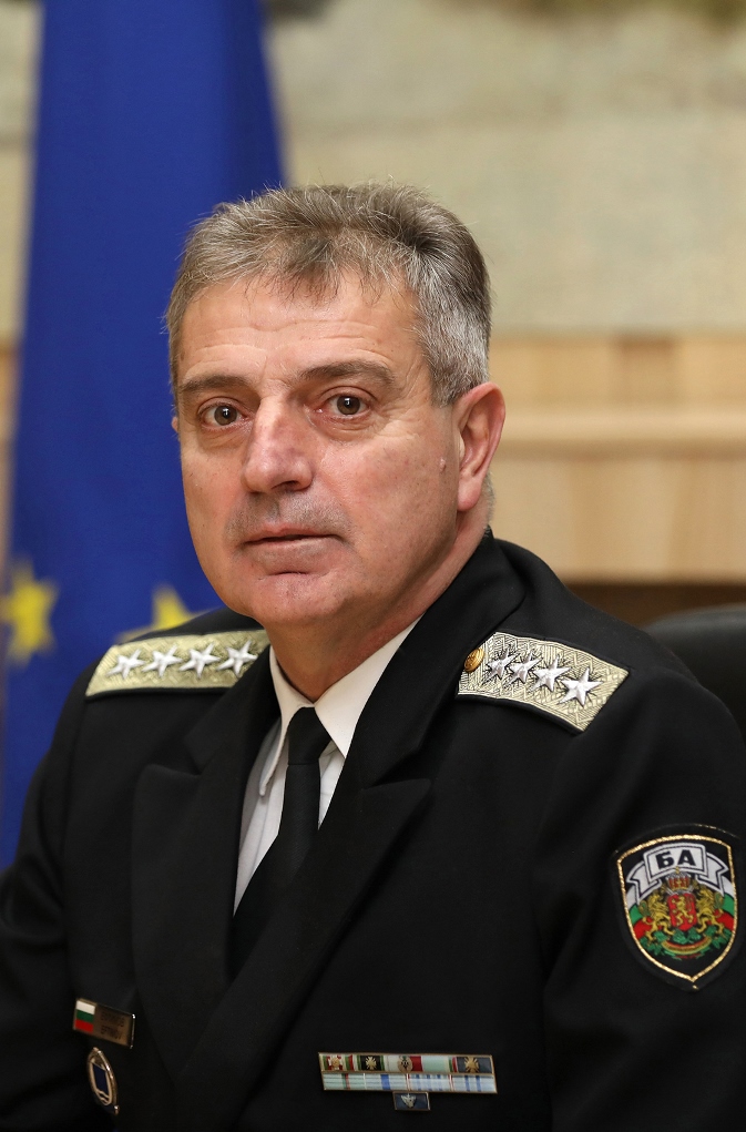 адмирал Емил Ефтимов